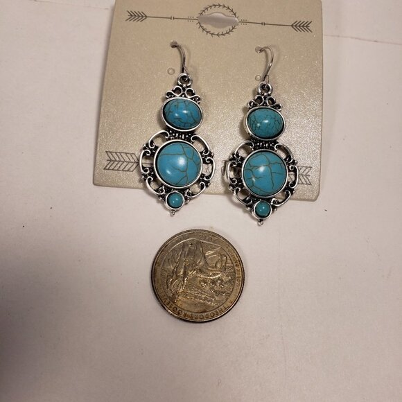 Women's Stylish Silver-tone  Filigree Turquoise color Stone Teardrop Earrings - Picture 8 of 8